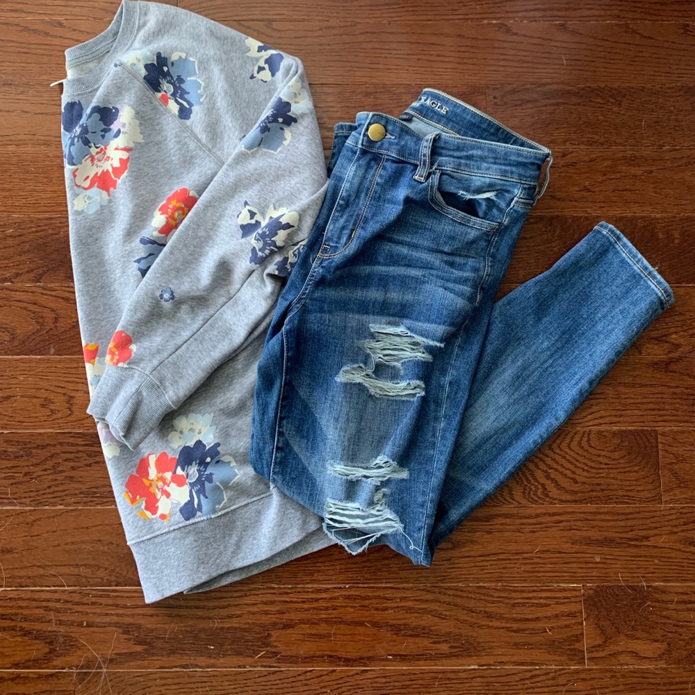 American eagle jeans.